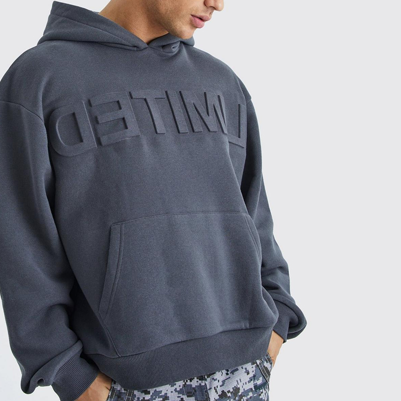 our washed hoodie at hongfeng offers a stylish vintage look with premium quality.
